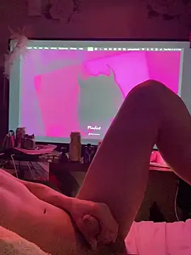 gurlnips online show from 02/05/25, 02:19