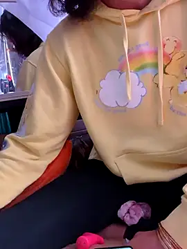 gurlnips online show from 10/11/25, 08:51