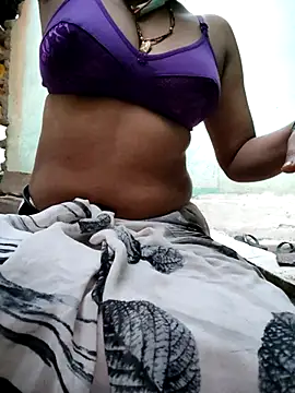 Snapshot of Cute_Suhani chatting on 11/09/25, 12:03 Cute Suhani online show from 11/09/25, 12:03