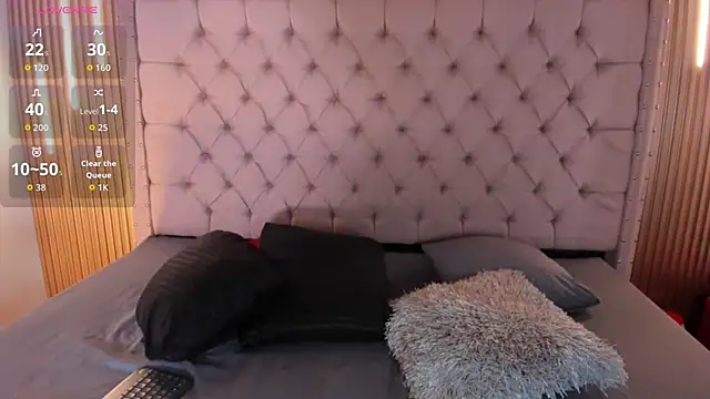 ShanellBlack online show from 11/08/25, 03:29