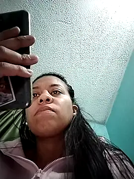 Snapshot of Tiphanydirty3 chatting on 02/18/25, 12:26 Tiphanydirty3 online show from 02/18/25, 12:26