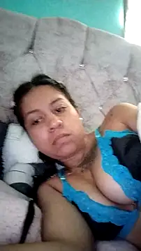 Tiphanydirty3 online show from 10/17/25, 04:20