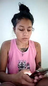 Tiphanydirty3 online show from 10/28/25, 05:59