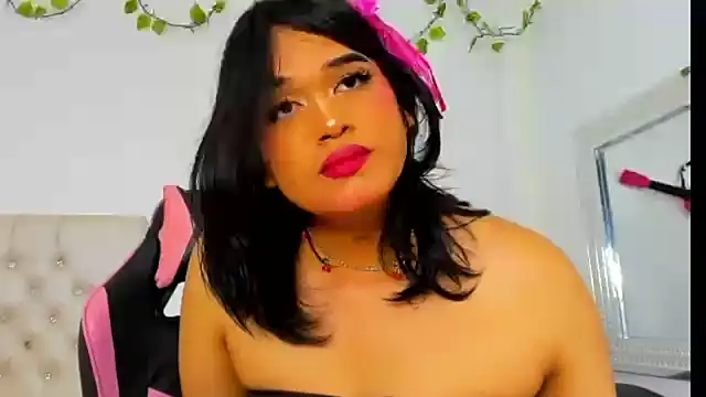 Snapshot of JazirMartinez chatting on 02/15/25, 01:31 JazirMartinez online show from 02/15/25, 01:31