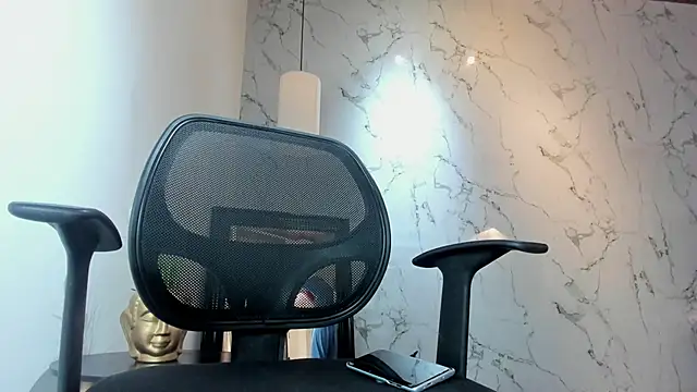 DrakeNeumann online show from 10/08/25, 03:48