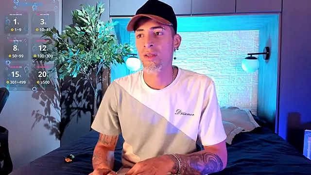 DrakeNeumann online show from 10/20/25, 03:29