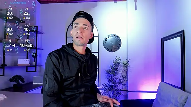 DrakeNeumann online show from 11/18/25, 04:06