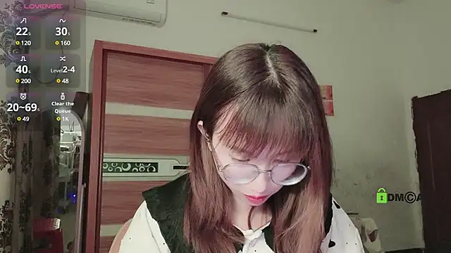 Snapshot of Lili_666 chatting on 02/06/25, 04:47 Lili 666 online show from 02/06/25, 04:47