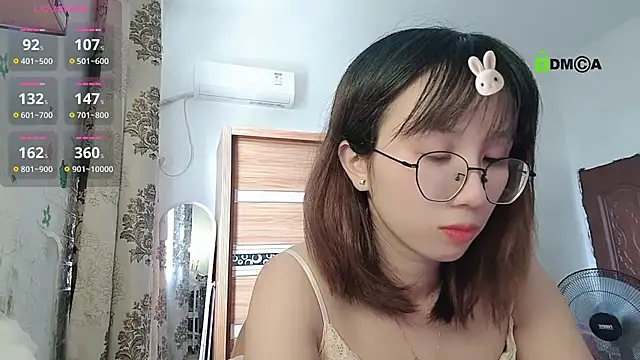 Snapshot of Lili_666 chatting on 09/28/25, 01:44 Lili 666 online show from 09/28/25, 01:44
