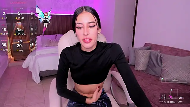 karlaa james online show from 10/06/25, 11:07