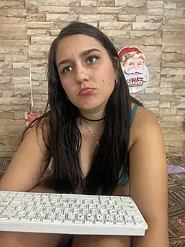 Snapshot of saray_gomez22 chatting on 12/07/24, 05:15 saray gomez22 online show from 12/07/24, 05:15