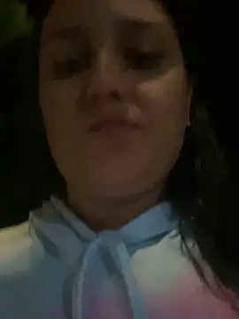 Snapshot of saray_gomez22 chatting on 01/20/25, 01:50 saray gomez22 online show from 01/20/25, 01:50
