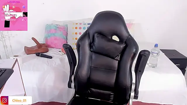 Chleo   online show from 10/21/25, 02:29