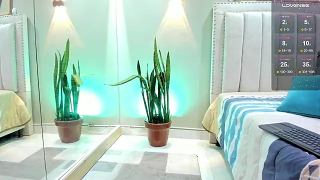 Miranda doll  online show from 03/02/25, 03:48