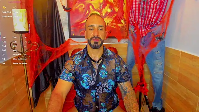 Snapshot of mr_maik chatting on 10/23/25, 08:29 mr maik online show from 10/23/25, 08:29