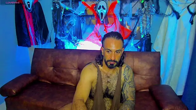 Snapshot of mr_maik chatting on 10/25/25, 04:42 mr maik online show from 10/25/25, 04:42