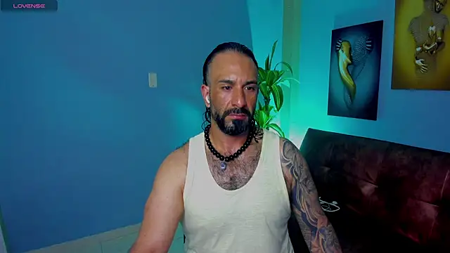 Snapshot of mr_maik chatting on 11/05/25, 08:20 mr maik online show from 11/05/25, 08:20