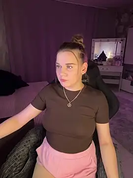 Snapshot of Lexi_noah chatting on 10/09/25, 09:13 Lexi noah online show from 10/09/25, 09:13