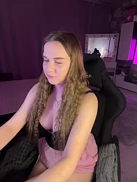 Snapshot of Lexi_noah chatting on 10/29/25, 09:49 Lexi noah online show from 10/29/25, 09:49