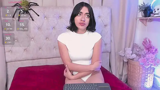 KasiaNoir  online show from 10/16/25, 12:17