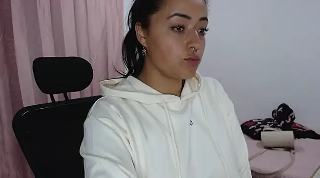 Snapshot of jjulietha95 chatting on 02/20/25, 07:45 jjulietha95 online show from 02/20/25, 07:45