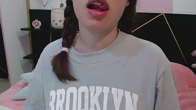 DanniAbbey online show from 02/15/25, 02:33