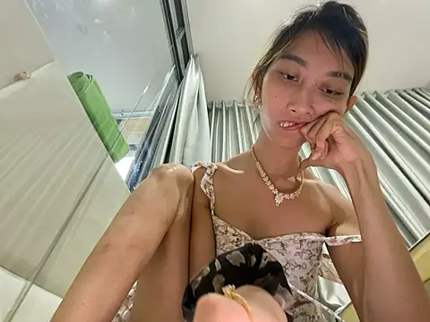 Snapshot of cave18hot chatting on 02/18/25, 10:49 cave18hot online show from 02/18/25, 10:49