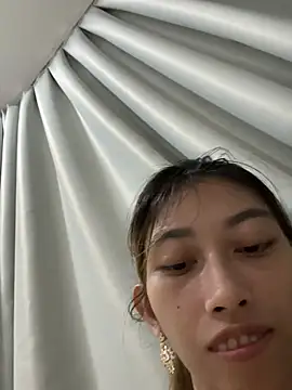 Snapshot of cave18hot chatting on 02/22/25, 03:34 cave18hot online show from 02/22/25, 03:34