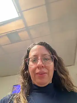 Snapshot of miss_hanna07 chatting on 10/30/25, 03:24 miss hanna07 online show from 10/30/25, 03:24