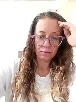 Snapshot of miss_hanna07 chatting on 11/10/25, 04:50 miss hanna07 online show from 11/10/25, 04:50