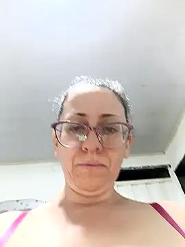 Snapshot of miss_hanna07 chatting on 11/16/25, 03:56 miss hanna07 online show from 11/16/25, 03:56