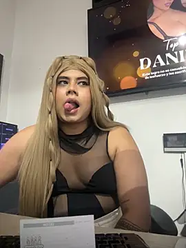 Tom Silver   online show from 10/08/25, 05:05