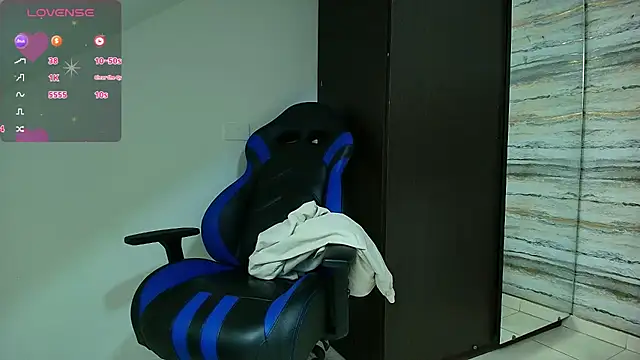 ciara connor online show from 02/13/25, 03:29