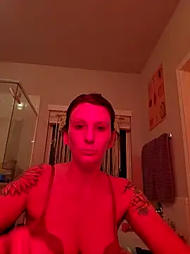 Snapshot of MissyRoulette chatting on 12/10/24, 02:16 MissyRoulette online show from 12/10/24, 02:16