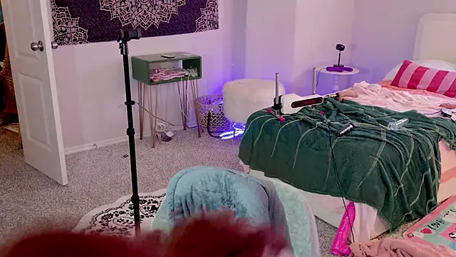 Snapshot of MissyRoulette chatting on 01/05/25, 06:13 MissyRoulette online show from 01/05/25, 06:13