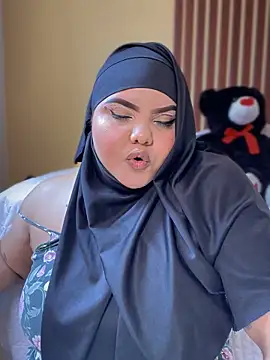 Snapshot of _Shara_Handal_ chatting on 02/14/25, 08:26 Shara Handal online show from 02/14/25, 08:26
