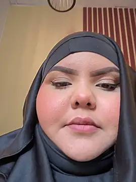 Snapshot of _Shara_Handal_ chatting on 03/02/25, 10:56 Shara Handal online show from 03/02/25, 10:56