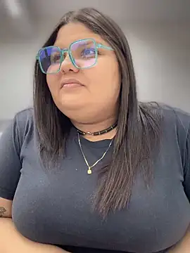 Snapshot of _Shara_Handal_ chatting on 03/08/25, 01:03 Shara Handal online show from 03/08/25, 01:03