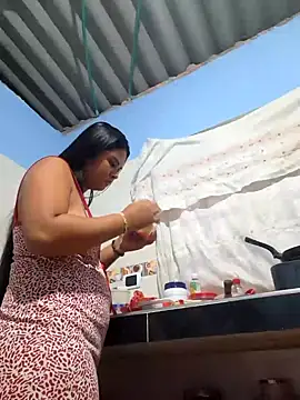 sexy-latin10 online show from 02/05/25, 11:12
