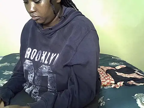 Snapshot of Sexiebony12 chatting on 11/16/25, 08:25 Sexiebony12 online show from 11/16/25, 08:25