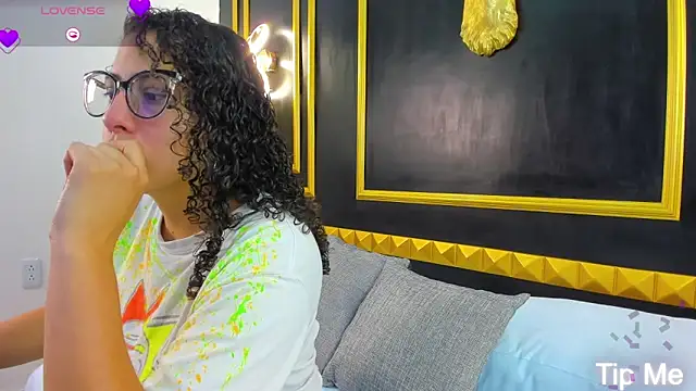 aixa 15 online show from 09/30/25, 12:10