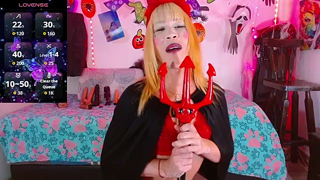 saritha cute  online show from 10/31/25, 05:03