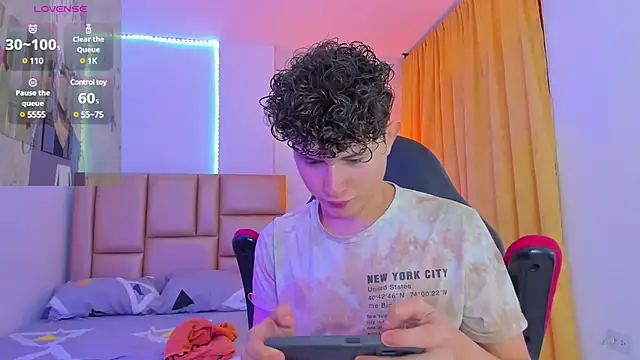 Nathan Bluee online show from 12/23/24, 03:12