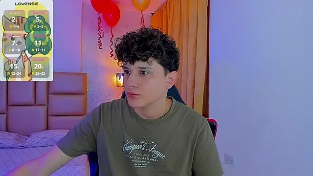 Nathan Bluee online show from 03/22/25, 01:08