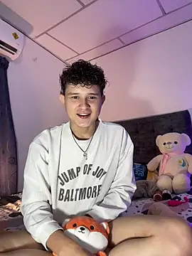 Nathan Bluee online show from 10/28/25, 03:04