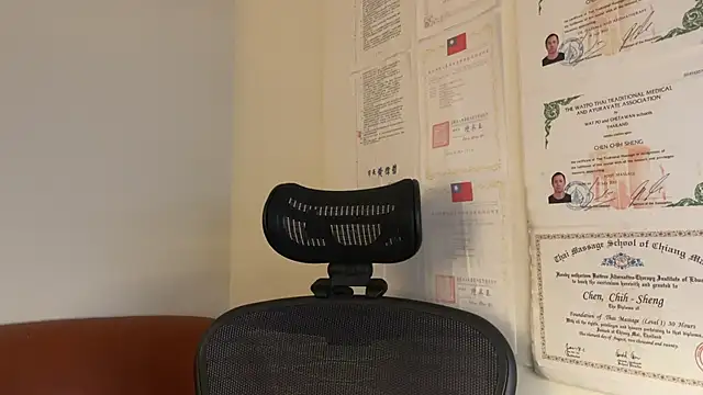 chih515 online show from 01/24/25, 08:23