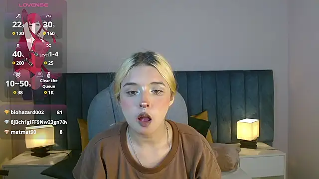 Snapshot of april_bunnyy chatting on 01/03/25, 10:29 april bunnyy online show from 01/03/25, 10:29