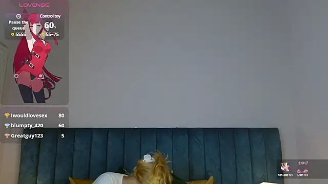 Snapshot of april_bunnyy chatting on 02/13/25, 02:12 april bunnyy online show from 02/13/25, 02:12