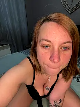 Aphrodite-22 online show from 10/27/25, 04:05