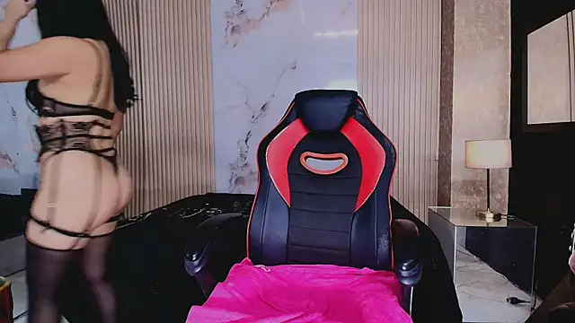 AmorMia online show from 10/22/25, 07:57